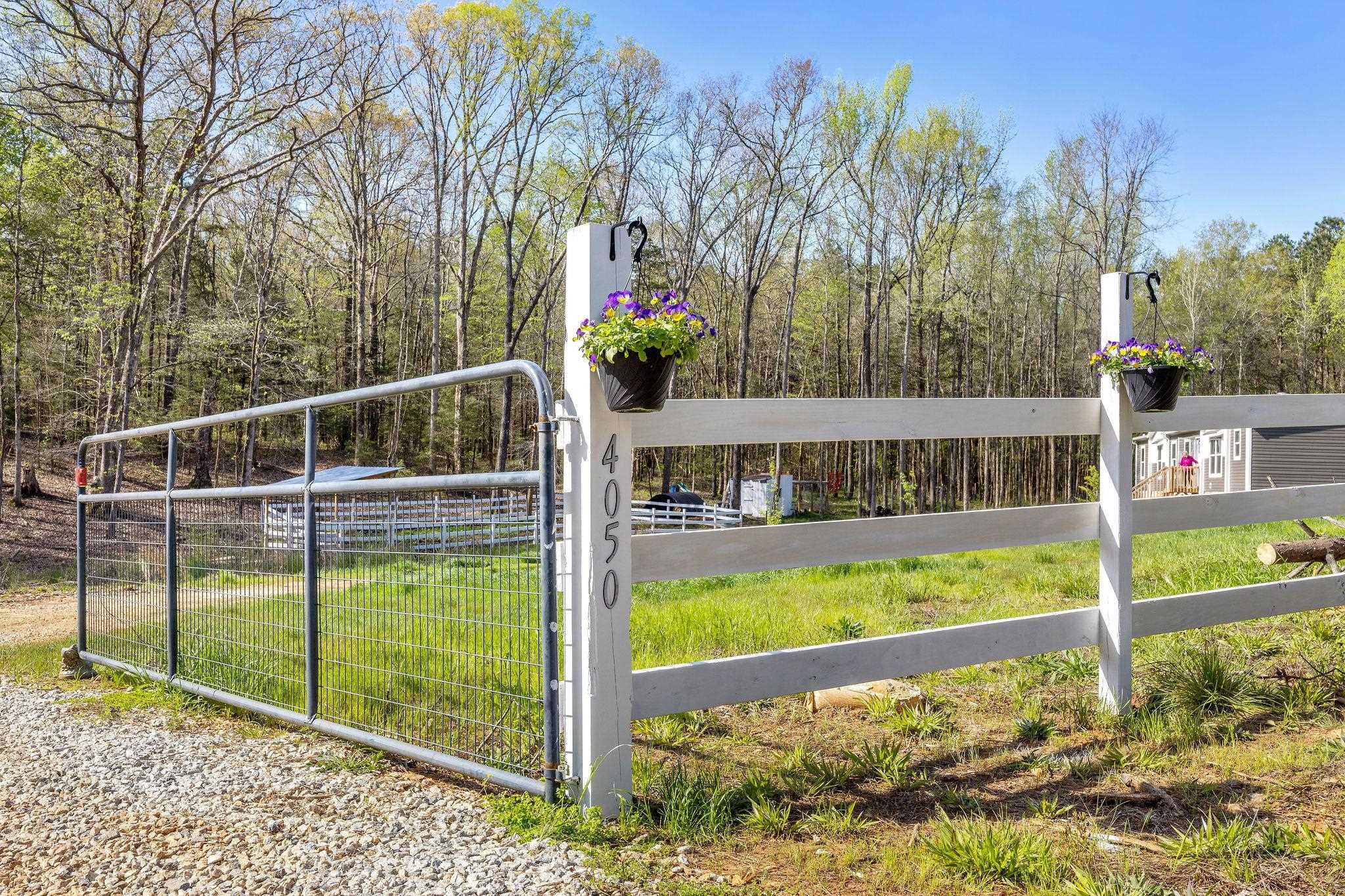 4050 Miller Road Hodges, SC 29653 - Photo 34 of 36