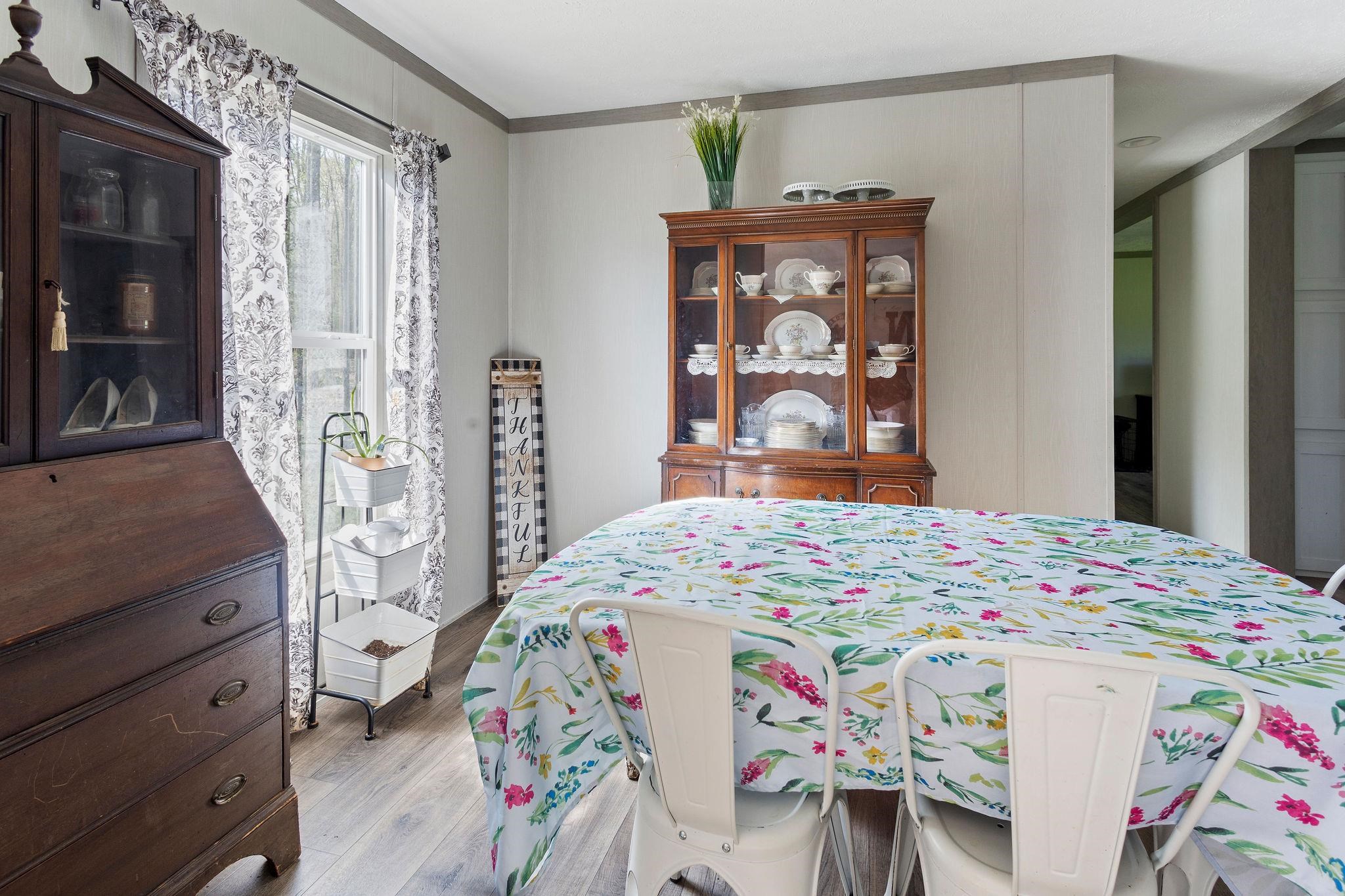 4050 Miller Road Hodges, SC 29653 - Photo 10 of 36