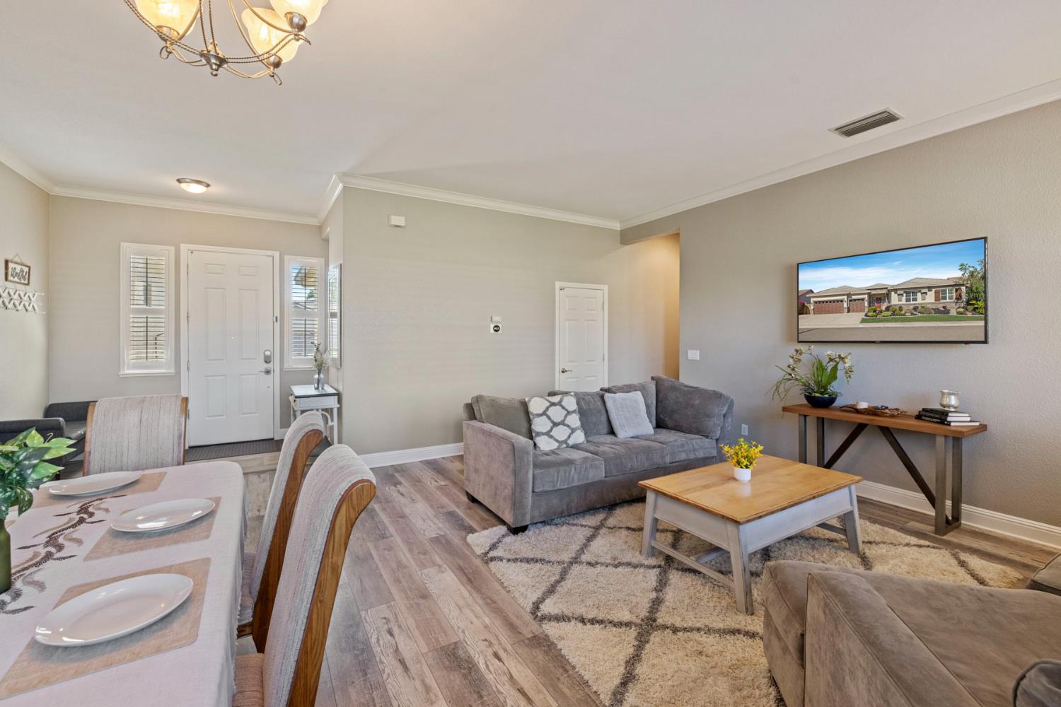 924 Cottrell Way Galt, CA 95632 - Photo 11 of 51