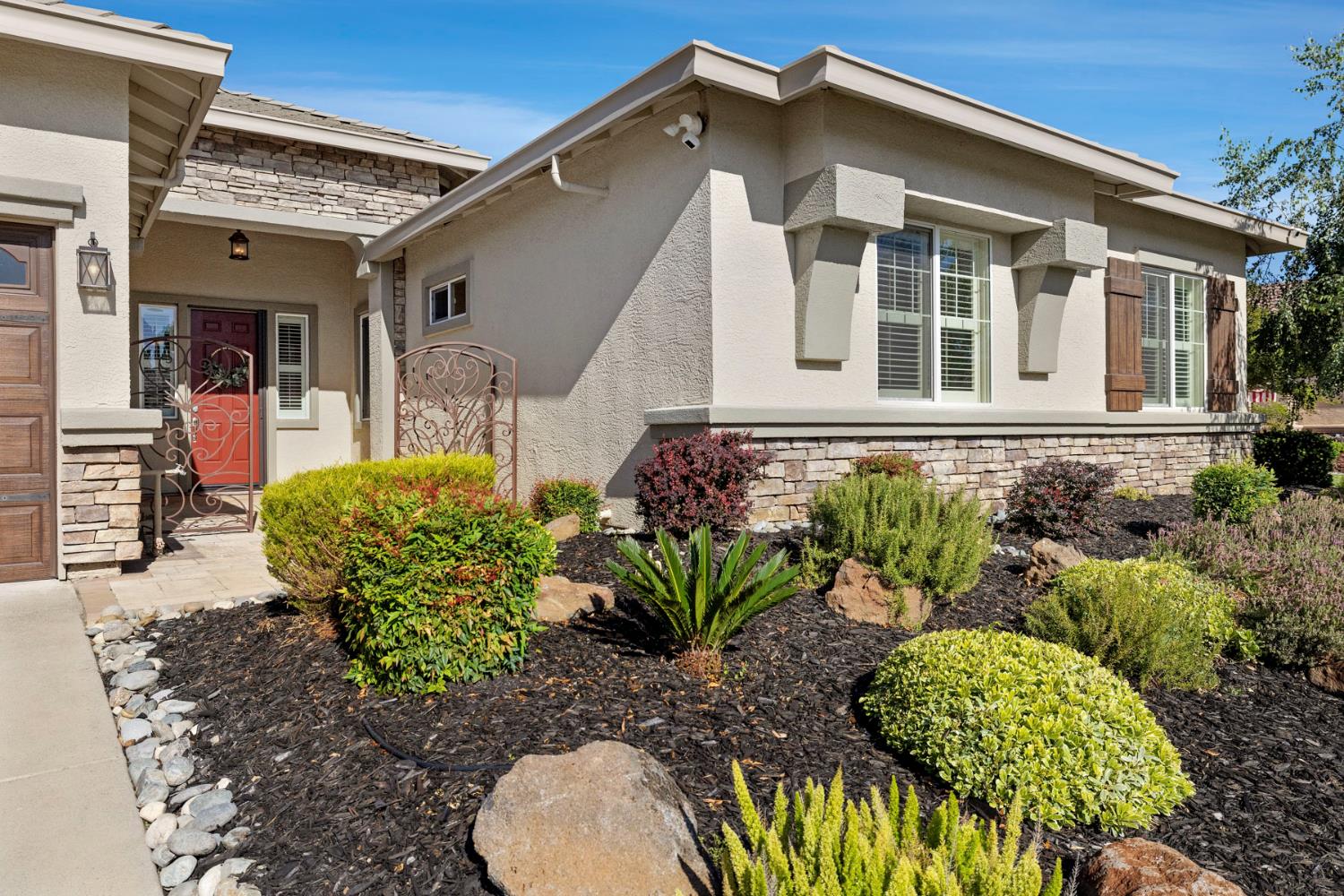 924 Cottrell Way Galt, CA 95632 - Photo 7 of 51