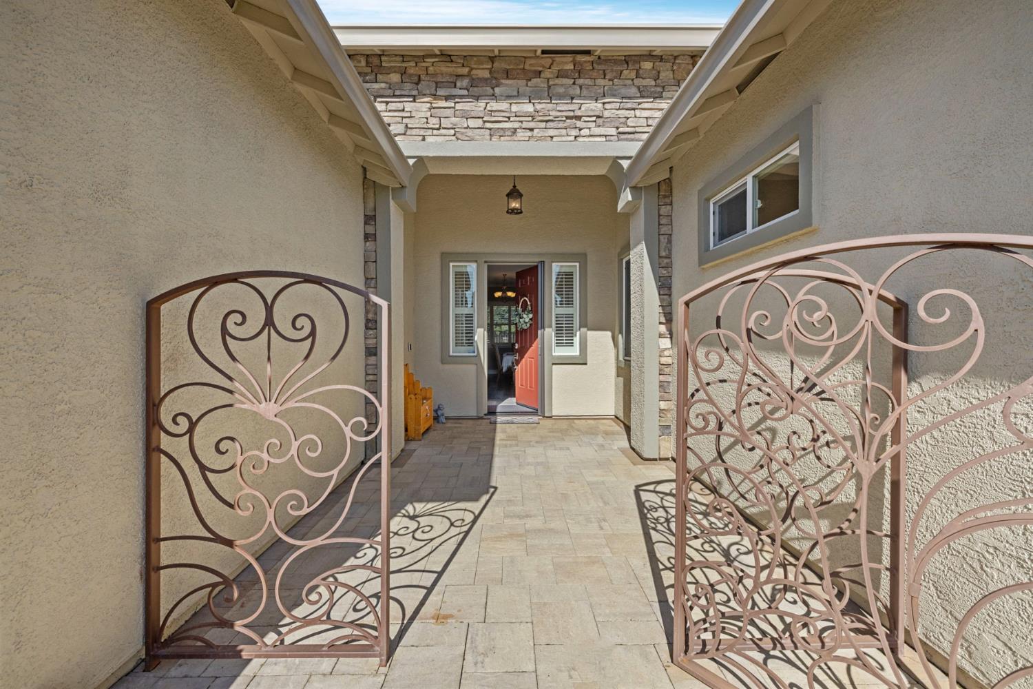 924 Cottrell Way Galt, CA 95632 - Photo 8 of 51