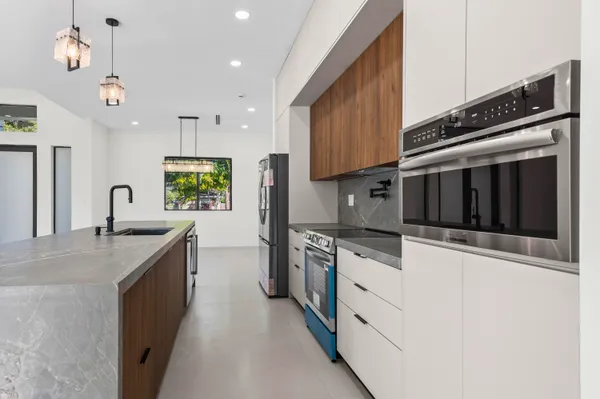 $8,200 | 621 Northwest 42nd Avenue, Coconut Creek, FL 33066