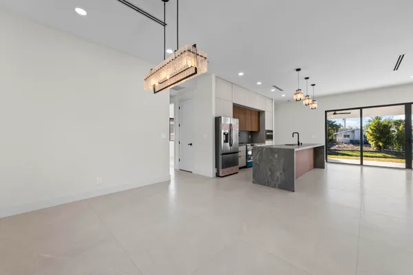 $8,200 | 621 Northwest 42nd Avenue, Coconut Creek, FL 33066