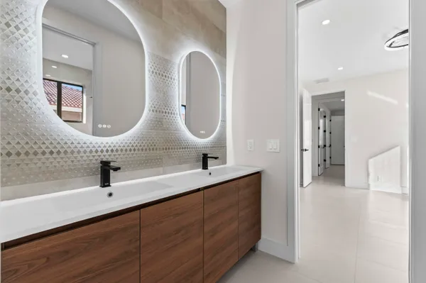 $8,200 | 621 Northwest 42nd Avenue, Coconut Creek, FL 33066