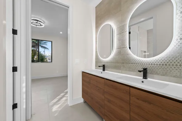 $8,200 | 621 Northwest 42nd Avenue, Coconut Creek, FL 33066