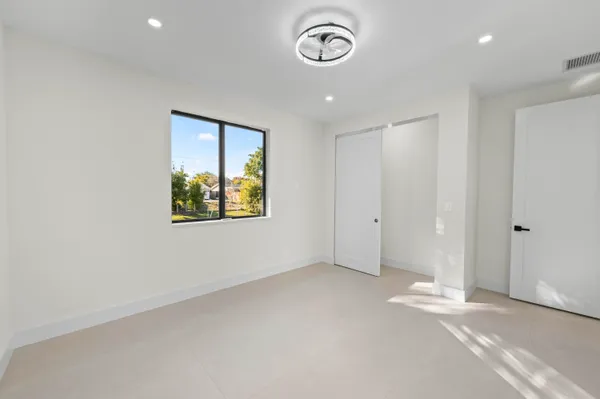 $8,200 | 621 Northwest 42nd Avenue, Coconut Creek, FL 33066