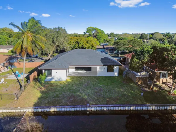 $8,200 | 621 Northwest 42nd Avenue, Coconut Creek, FL 33066