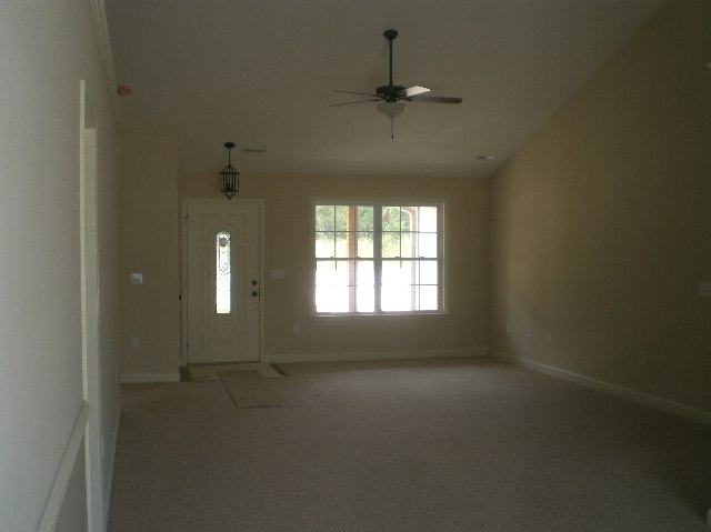 2505 Holiday Road Greer, SC 29651 - Photo 4 of 12
