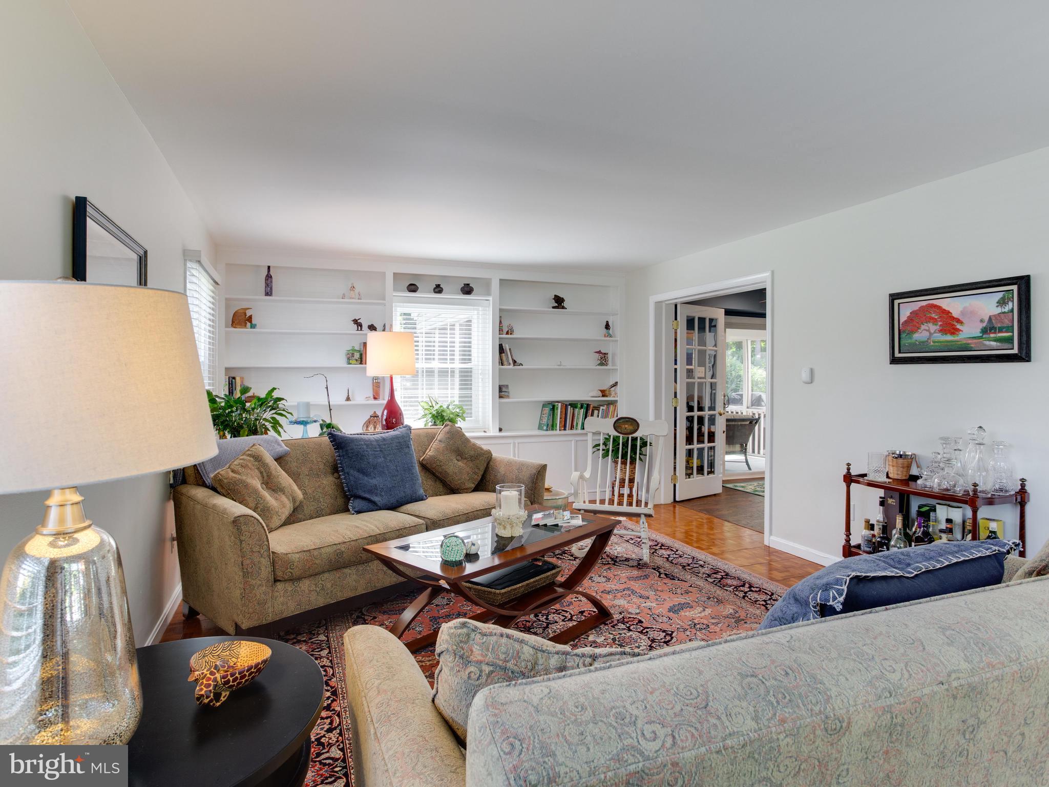 4515 Rising Lane Bowie, MD 20715 - Photo 11 of 50 Living Room