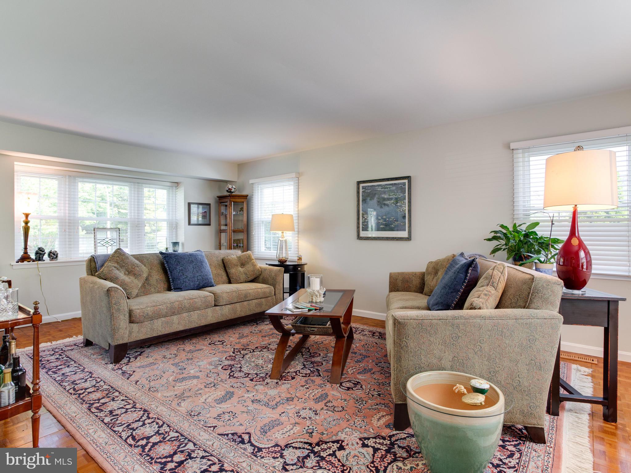 4515 Rising Lane Bowie, MD 20715 - Photo 13 of 50 Living Room