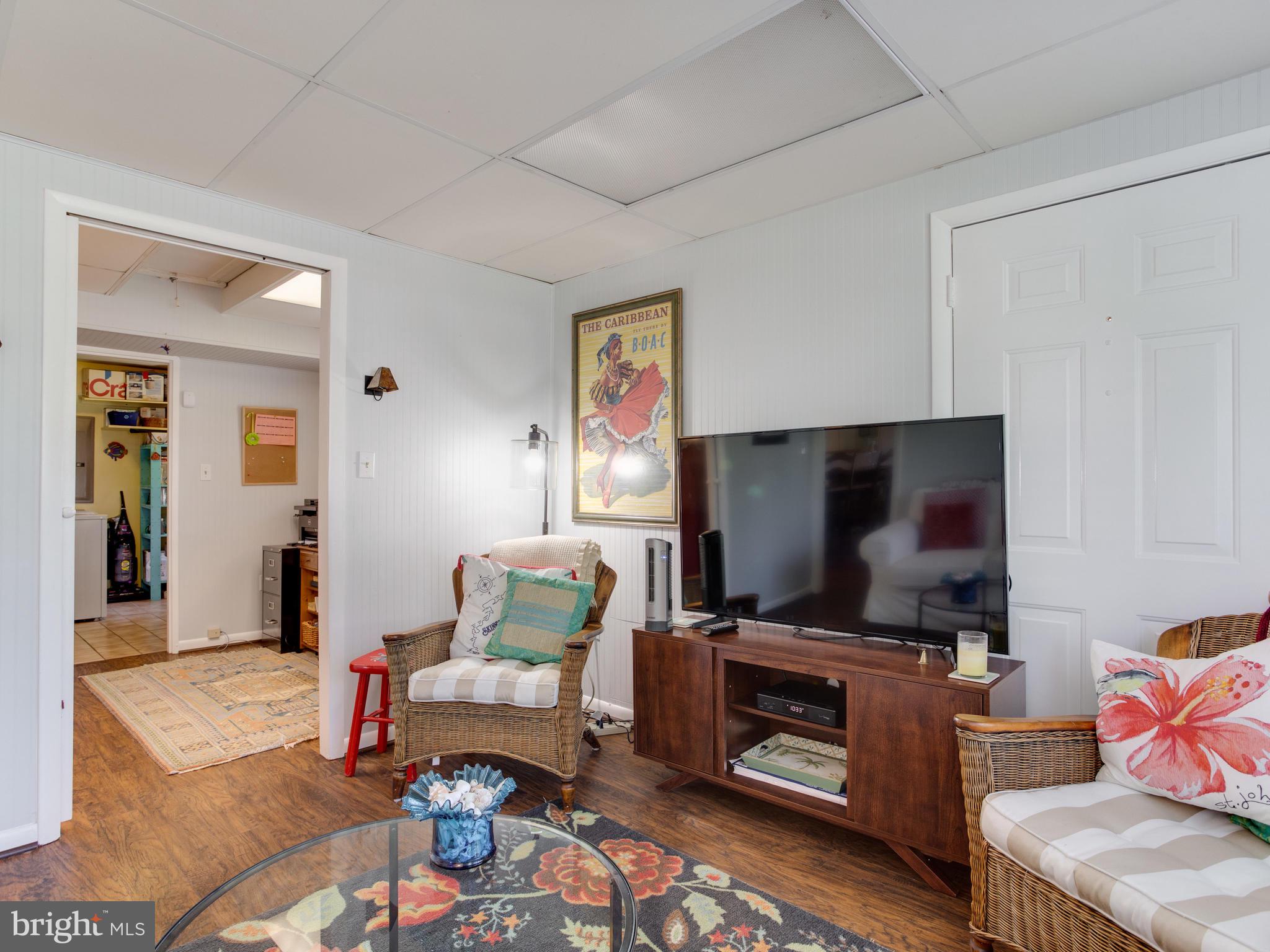 4515 Rising Lane Bowie, MD 20715 - Photo 15 of 50 Need a home office with it's own door?