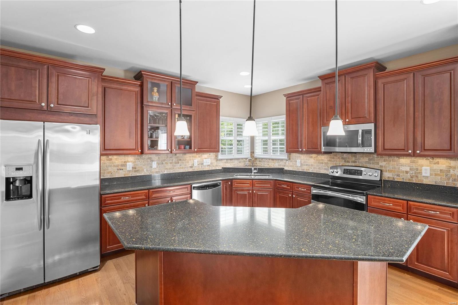102 Riparian Drive Dardenne Prairie, MO 63368 - Photo 9 of 22