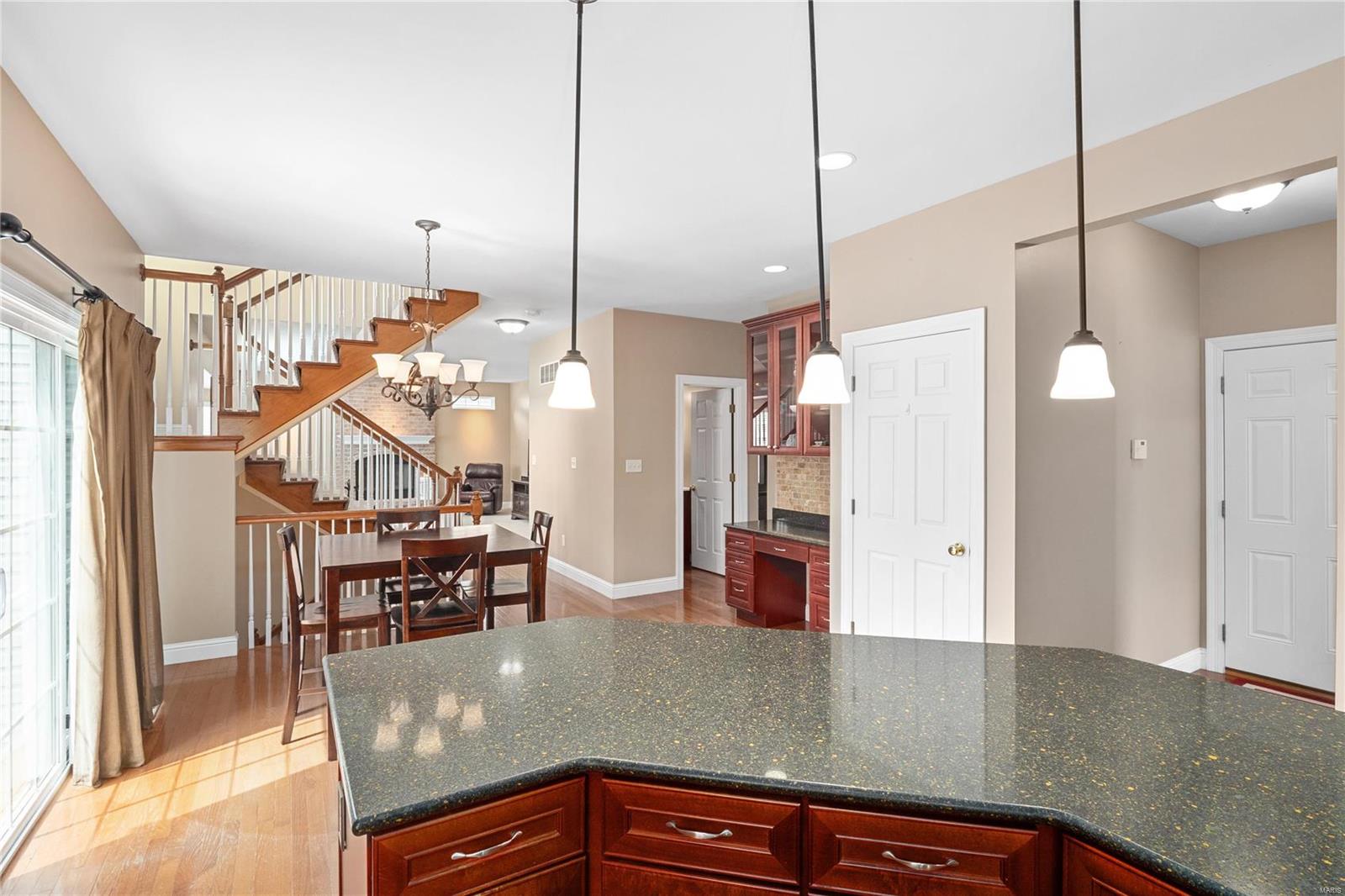 102 Riparian Drive Dardenne Prairie, MO 63368 - Photo 10 of 22