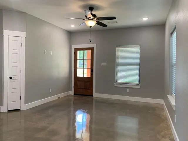 $219,000 | 727 East Gandy Street, Denison, TX 75021