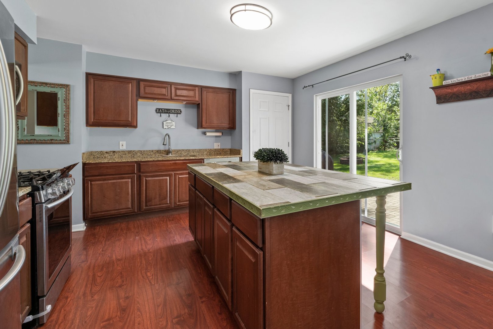 72 Springdale Road Montgomery, IL 60538 - Photo 4 of 13