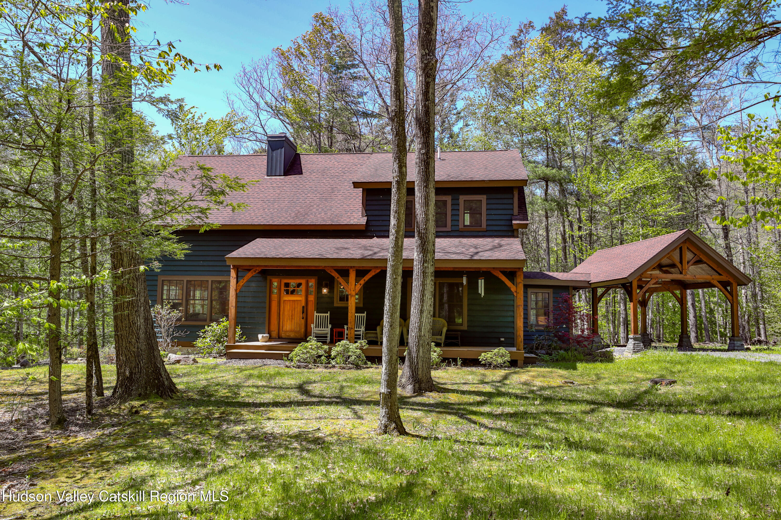 29 Fichtner Road Phoenicia, NY 12464 - Photo 8 of 64 a front view of a house with garden