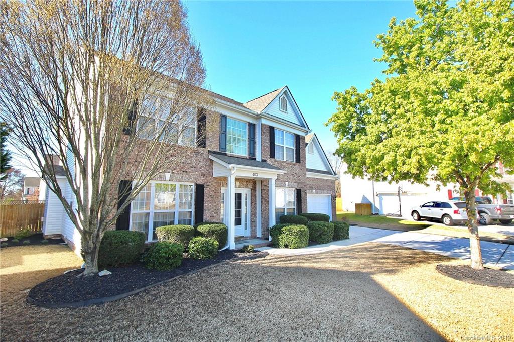 407 Lafinca Court, Unit 34 Fort Mill, SC 29708 - Photo 3 of 36