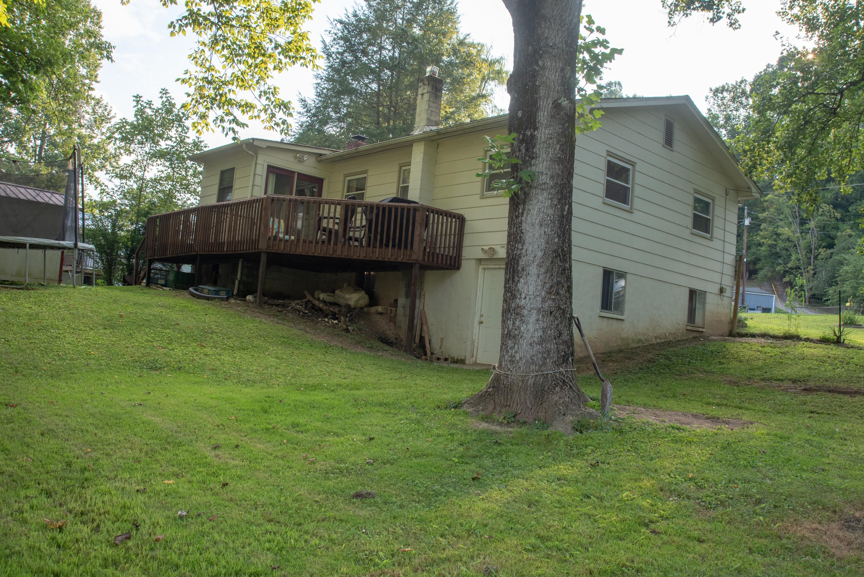 245 Mountain View Road Caryville, TN 37714 - Photo 28 of 33 245MountainViewRDCaryville(1of1)-22 (2)