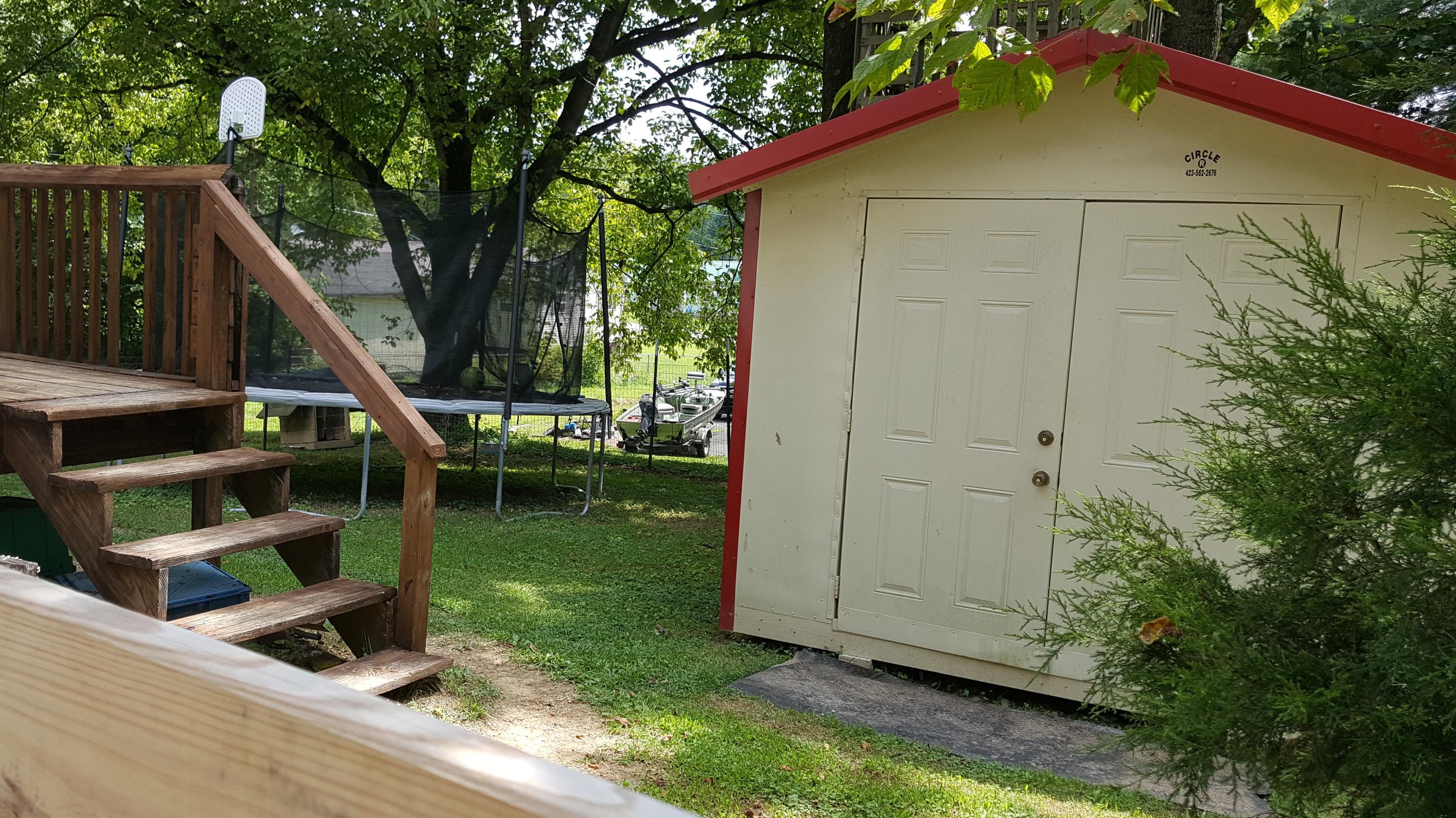 245 Mountain View Road Caryville, TN 37714 - Photo 29 of 33 245 mtn view pic shed-back yard