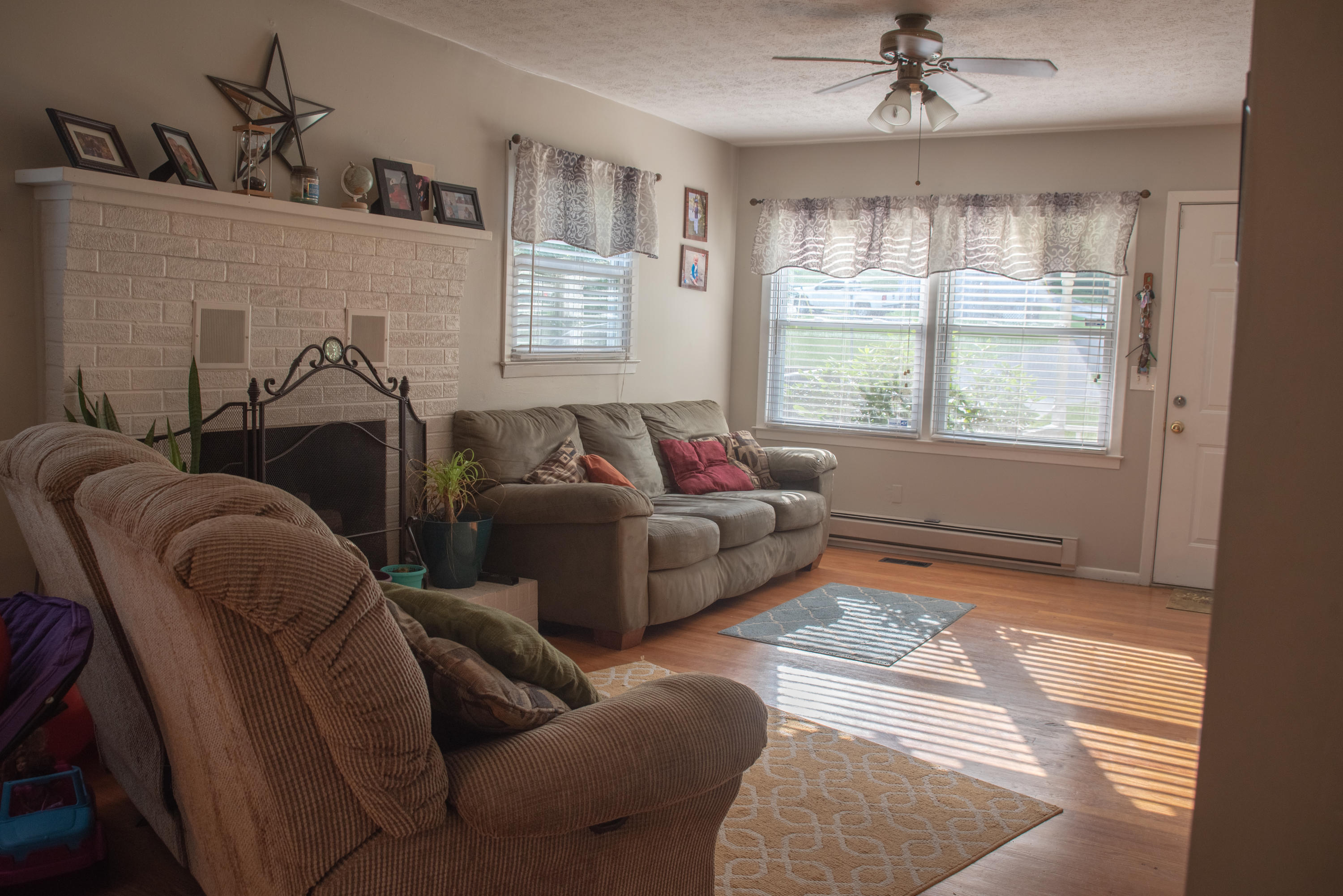 245MountainViewRDCaryville(1of1)-28