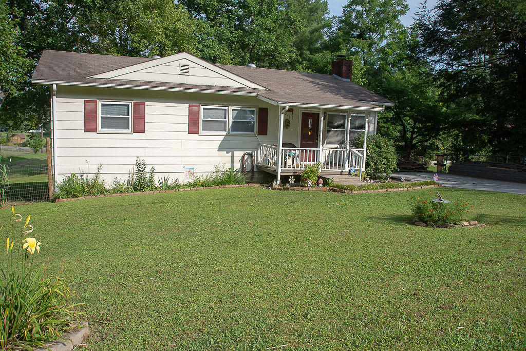 245 Mountain View Road Caryville, TN 37714 - Photo 31 of 33 245MountainViewRDCaryvilleresized(2of23)