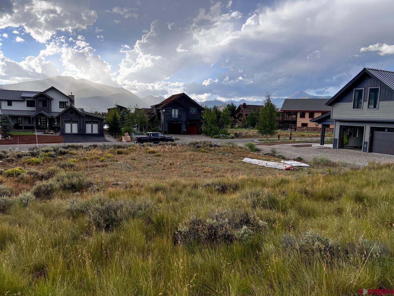 353 Larkspur Loop Crested Butte, CO 81224 - Photo 5 of 6 a view of a town with kitchen