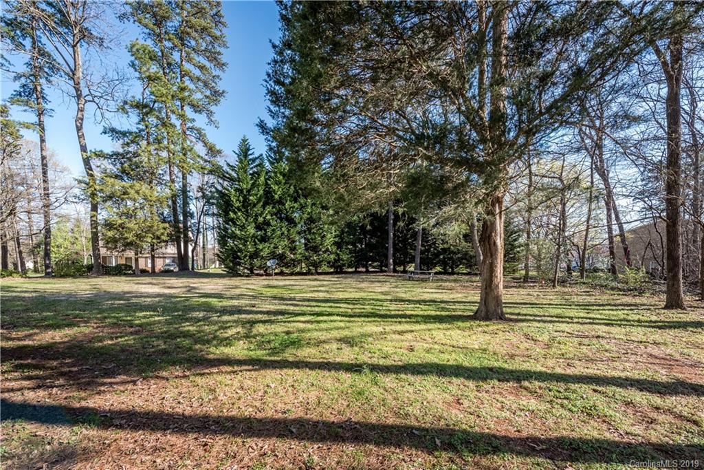 2909 Sunset Road Charlotte, NC 28216 - Photo 22 of 28 Gallery Image 22