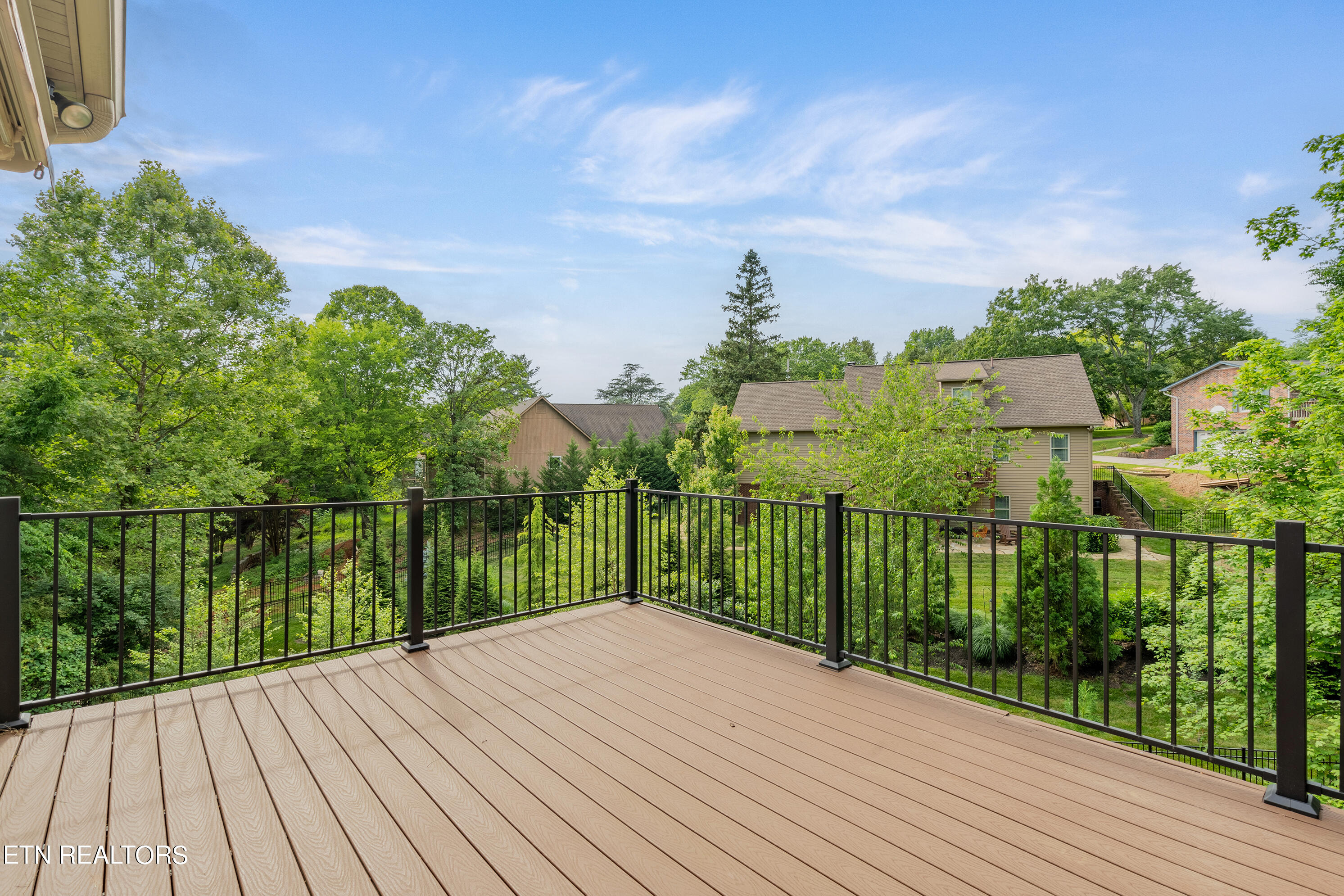 8829 Nubbin Ridge Road Knoxville, TN 37923 - Photo 43 of 57 Trex Composite Decking and Metal Railing