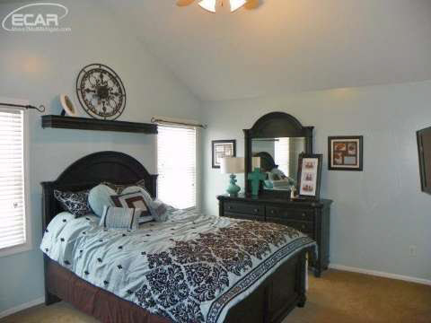 10325 Lehring Road Byron, MI 48418 - Photo 7 of 27 20436041-6.JPG
