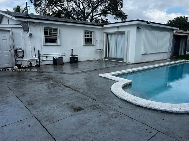 $750,000 | 1140 Northeast 196th Terrace, Miami, FL 33179