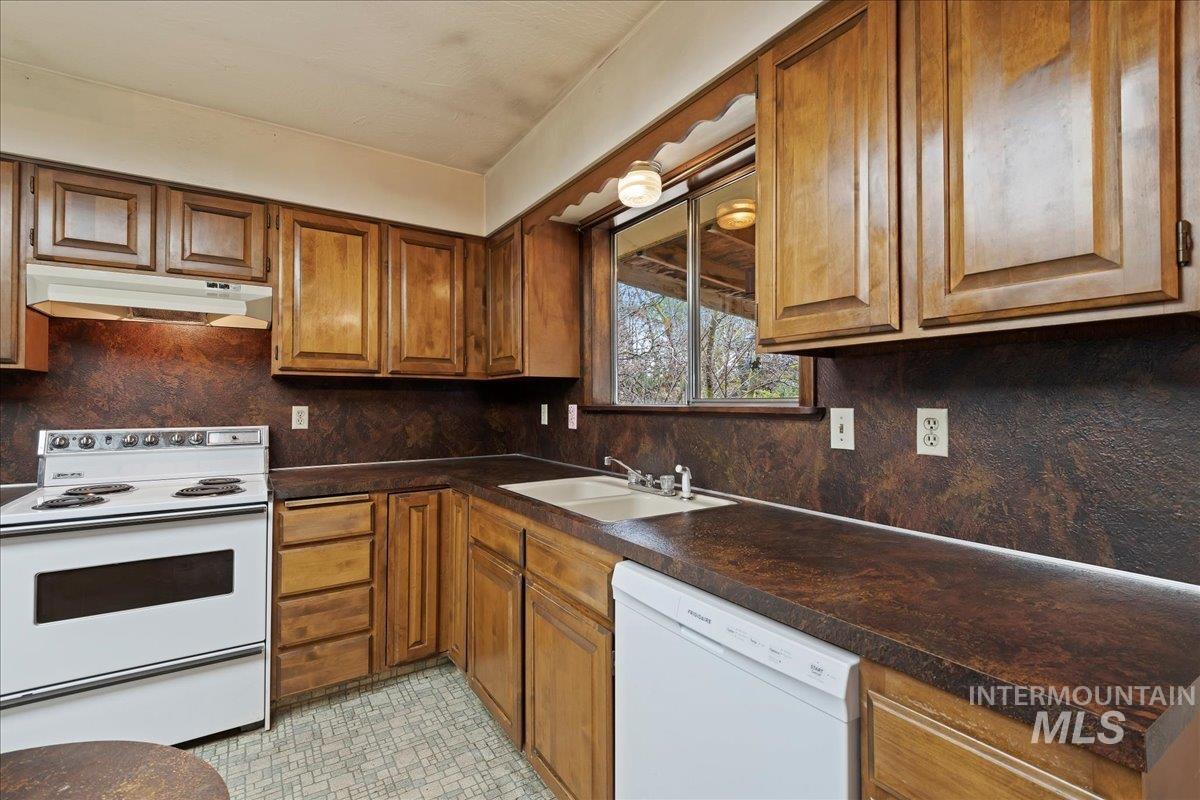 16572 Goodson Road Caldwell, ID 83607 - Photo 12 of 47