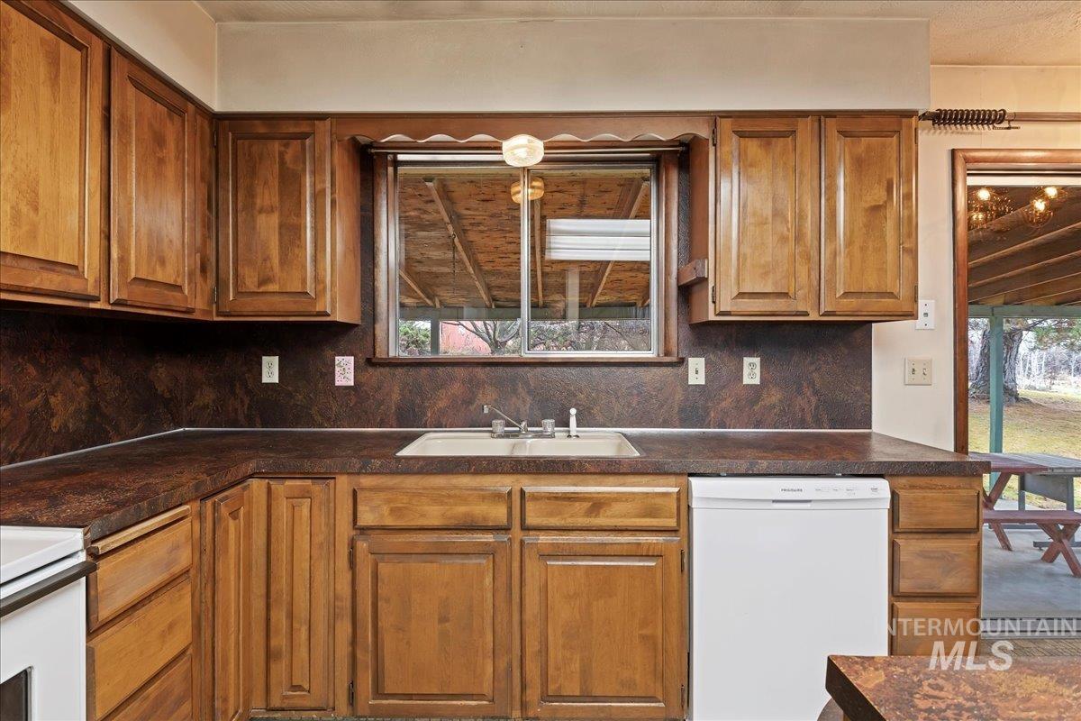 16572 Goodson Road Caldwell, ID 83607 - Photo 14 of 47