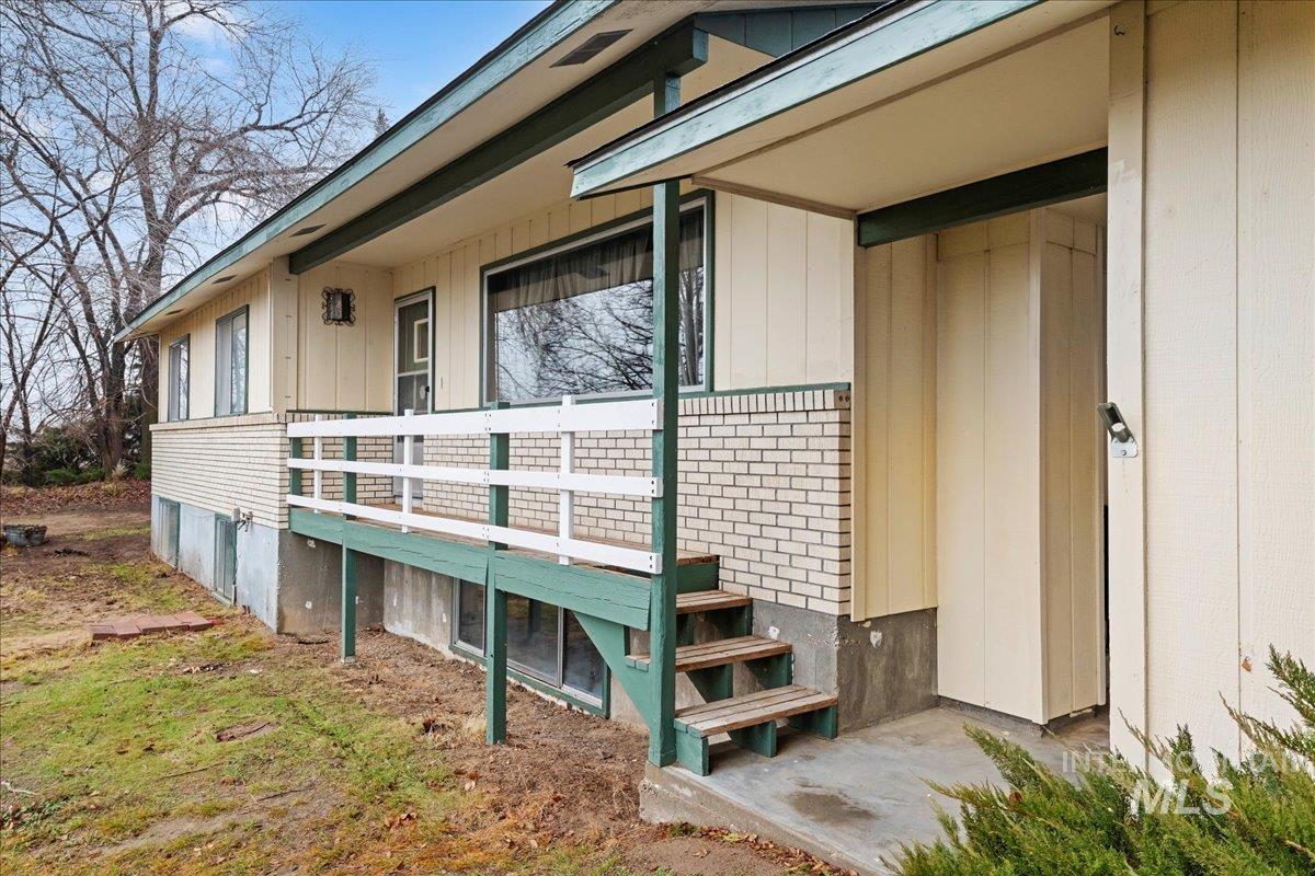 16572 Goodson Road Caldwell, ID 83607 - Photo 4 of 47