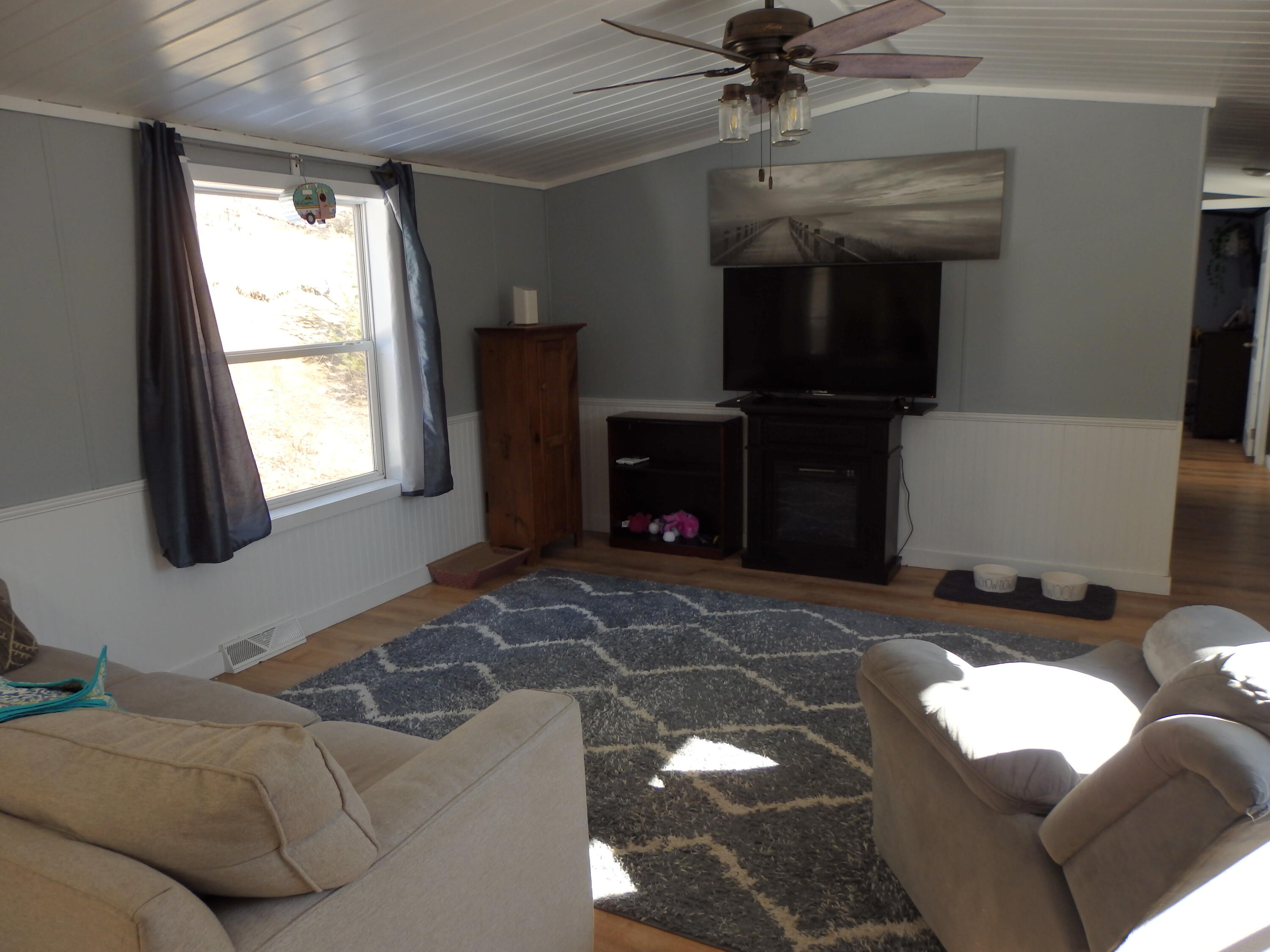 102 Shaw Road Woolwich, ME 04579 - Photo 8 of 35 P3180137