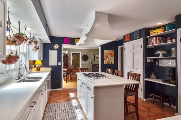 $1,500,000 | 90 Linden Avenue, Glencoe, IL 60022