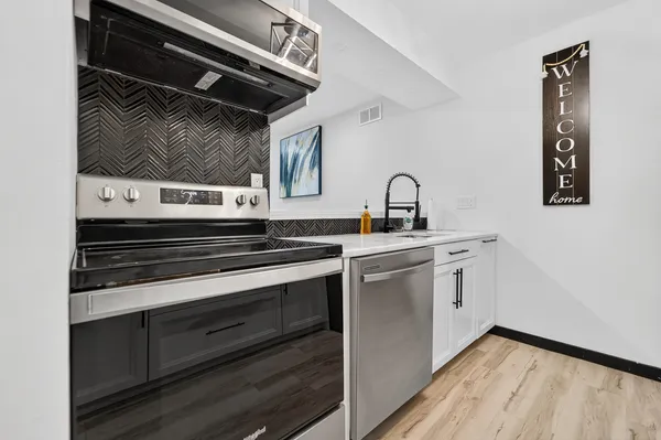 $399,000 | 2911 Marina Drive, Middleton, WI 53562