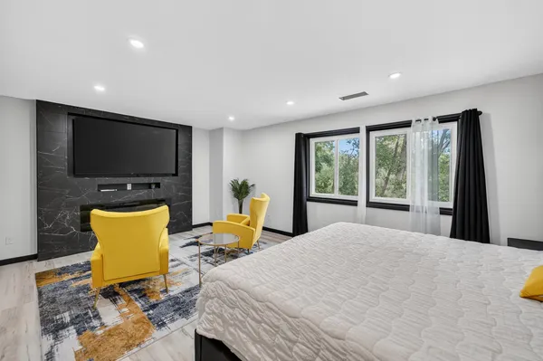 $399,000 | 2911 Marina Drive, Middleton, WI 53562