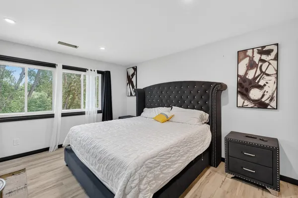 $399,000 | 2911 Marina Drive, Middleton, WI 53562