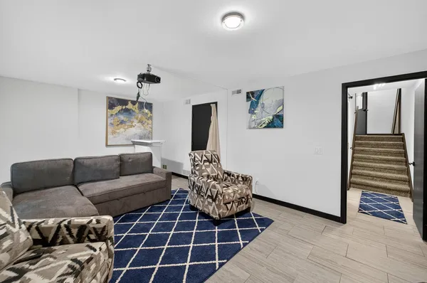 $399,000 | 2911 Marina Drive, Middleton, WI 53562