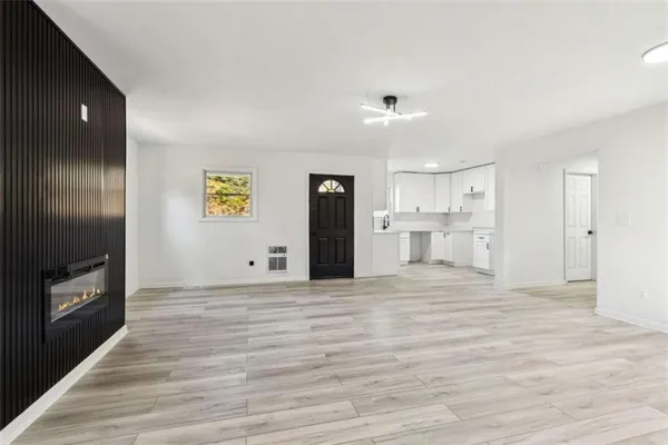 $2,100 | 597 Paper Mill Road, Lawrenceville, GA 30045