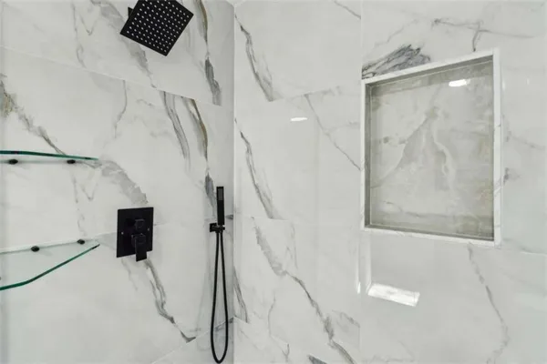 $2,100 | 597 Paper Mill Road, Lawrenceville, GA 30045