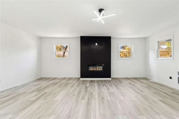 $2,100 | 597 Paper Mill Road, Lawrenceville, GA 30045