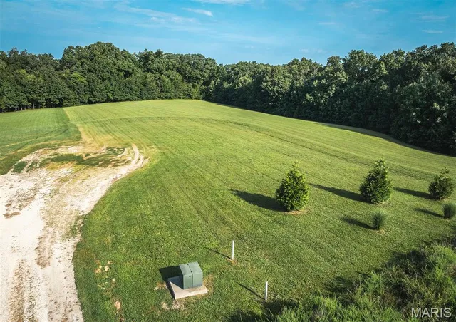 $350,000 | 0 Donegal Court, Warrenton, MO 63383