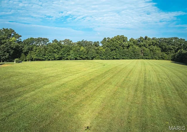 $350,000 | 0 Donegal Court, Warrenton, MO 63383