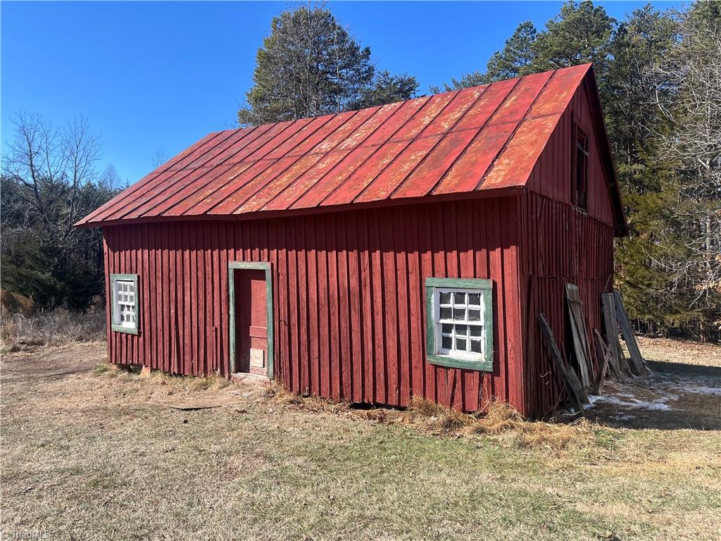 217 Nunnally Road South Pelham, NC 27311 - Photo 3 of 4 Gallery Image 3