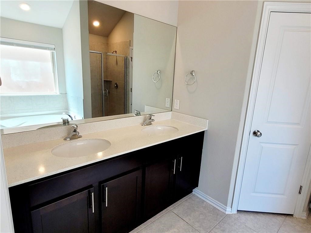 300 Bright Star Lane Georgetown, TX 78628 - Photo 11 of 14