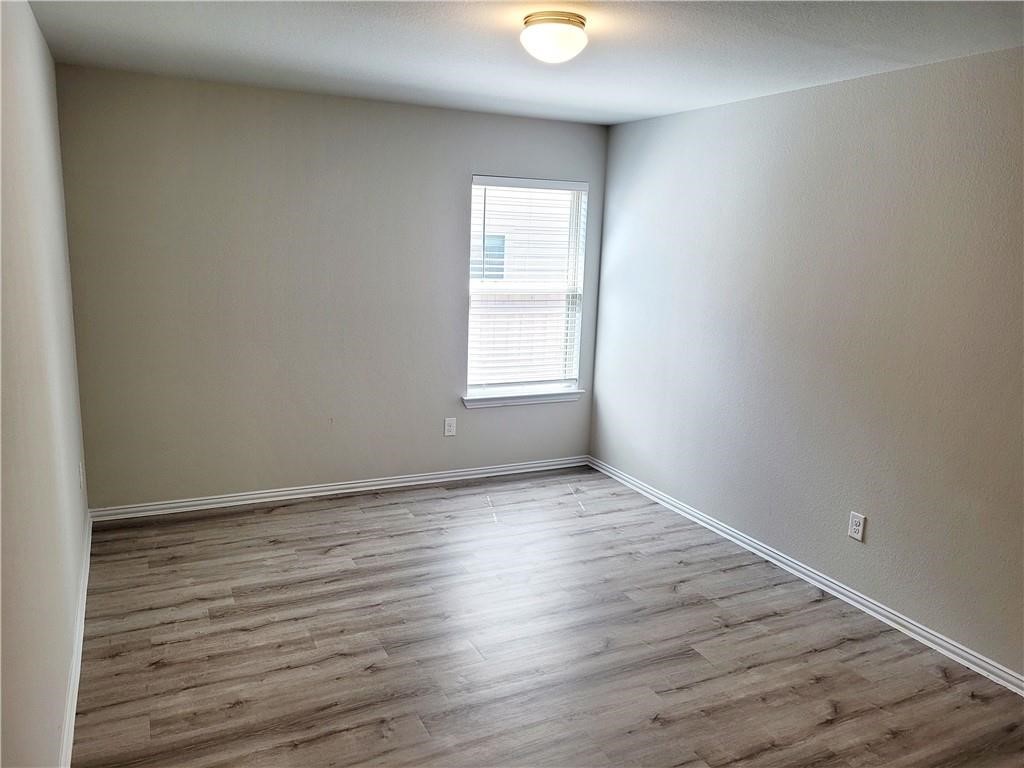 300 Bright Star Lane Georgetown, TX 78628 - Photo 5 of 14