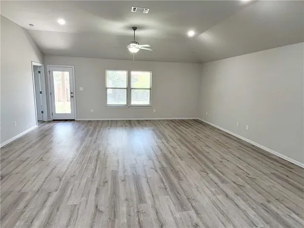 $2,199 | 300 Bright Star Lane, Georgetown, TX 78628