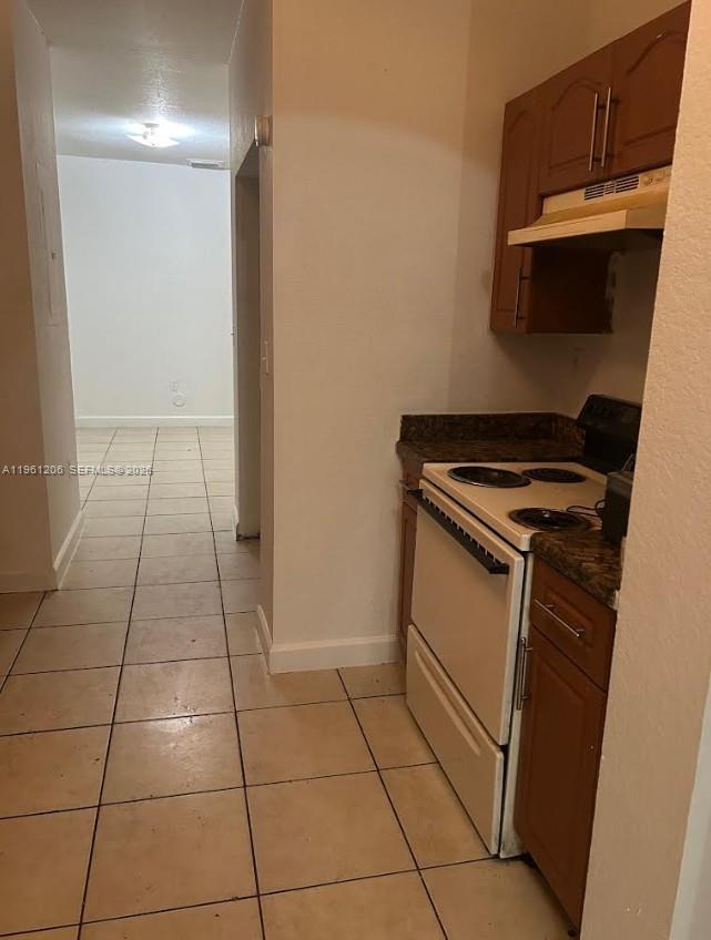 26540 Southwest 138th Avenue Homestead, FL 33032 - Photo 7 of 27 a utility room with washer and dryer