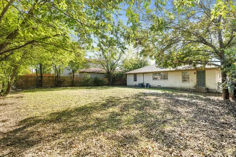 $289,000 | 2243 Larry Drive, Dallas, TX 75228